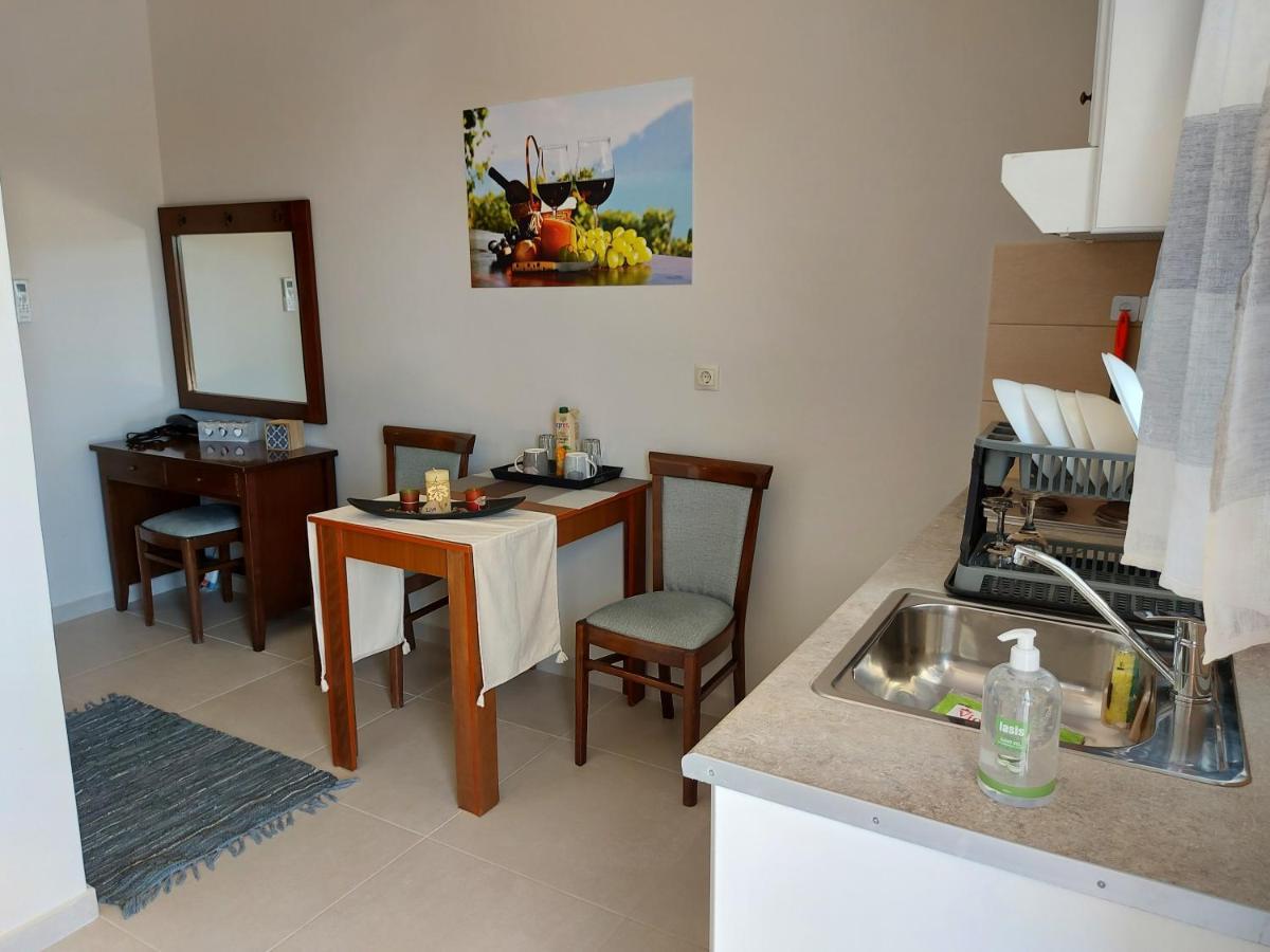 Ta Didymakia Apartments. Argostoli  Ngoại thất bức ảnh